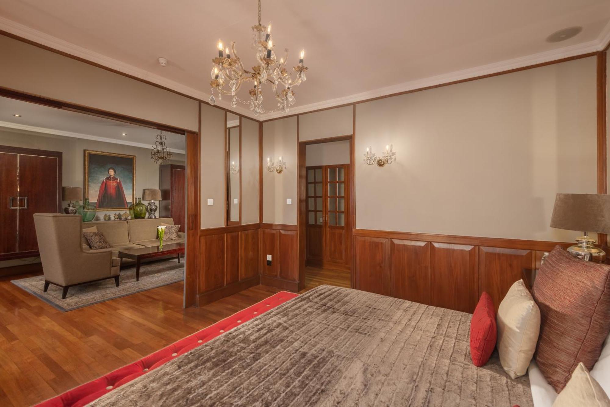 The Grand Hotel - Heritage Grand Нувара-Элия Экстерьер фото